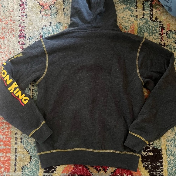 The lion king broadway show sweatshirt size XS - Picture 6 of 6